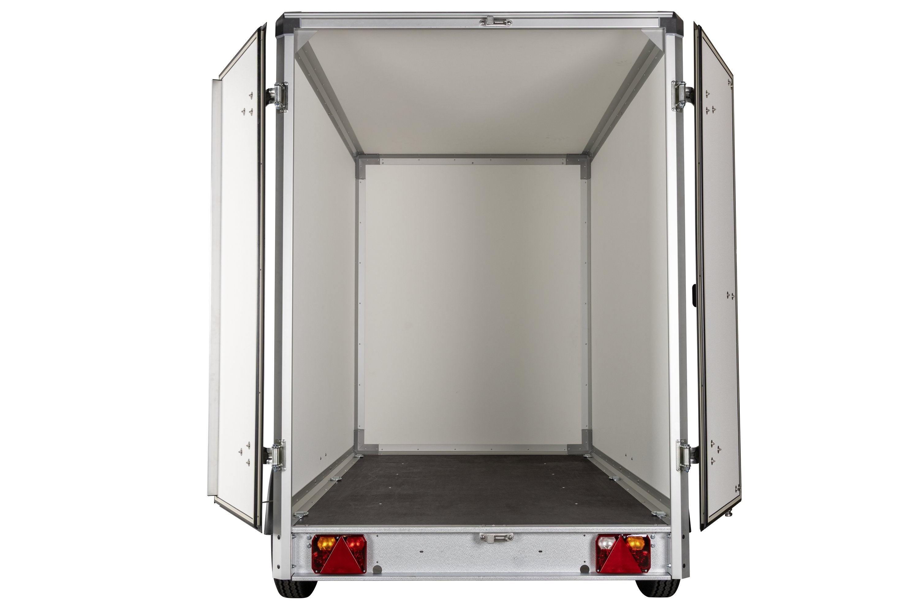 1315 HT | Træ (finer) | Ladmål 258 x 148 x 187 cm | 1350 kg