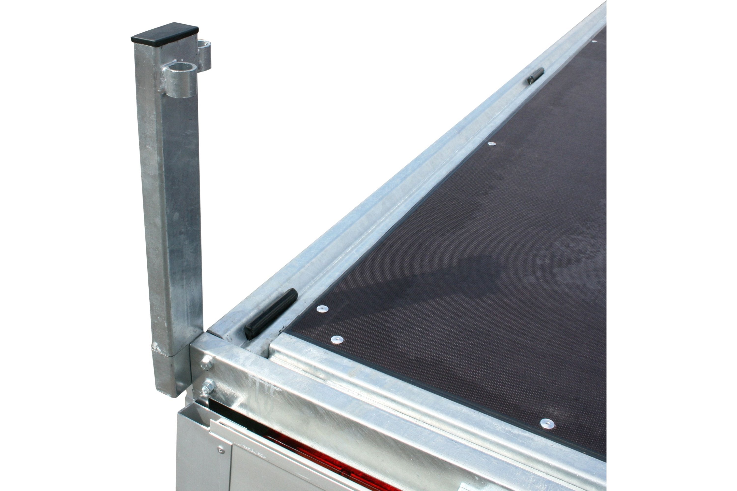 13P115 | Aluminium | Ladmål 210 x 144 x 35 cm | 1350 kg