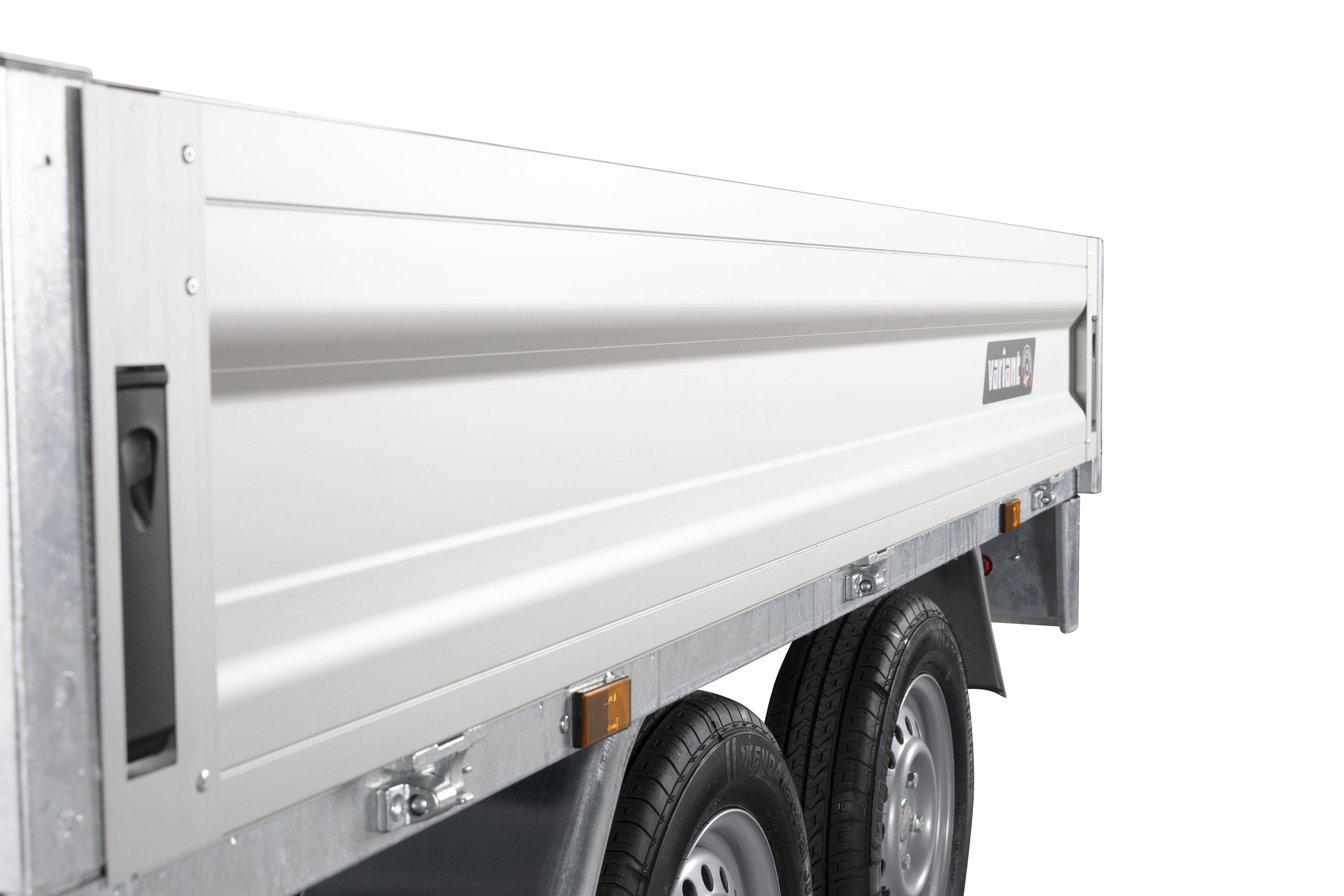 Variant 20P215 Trailer | Aluminium | Ladmål 254 x 144 x 35 cm | 2000 kg