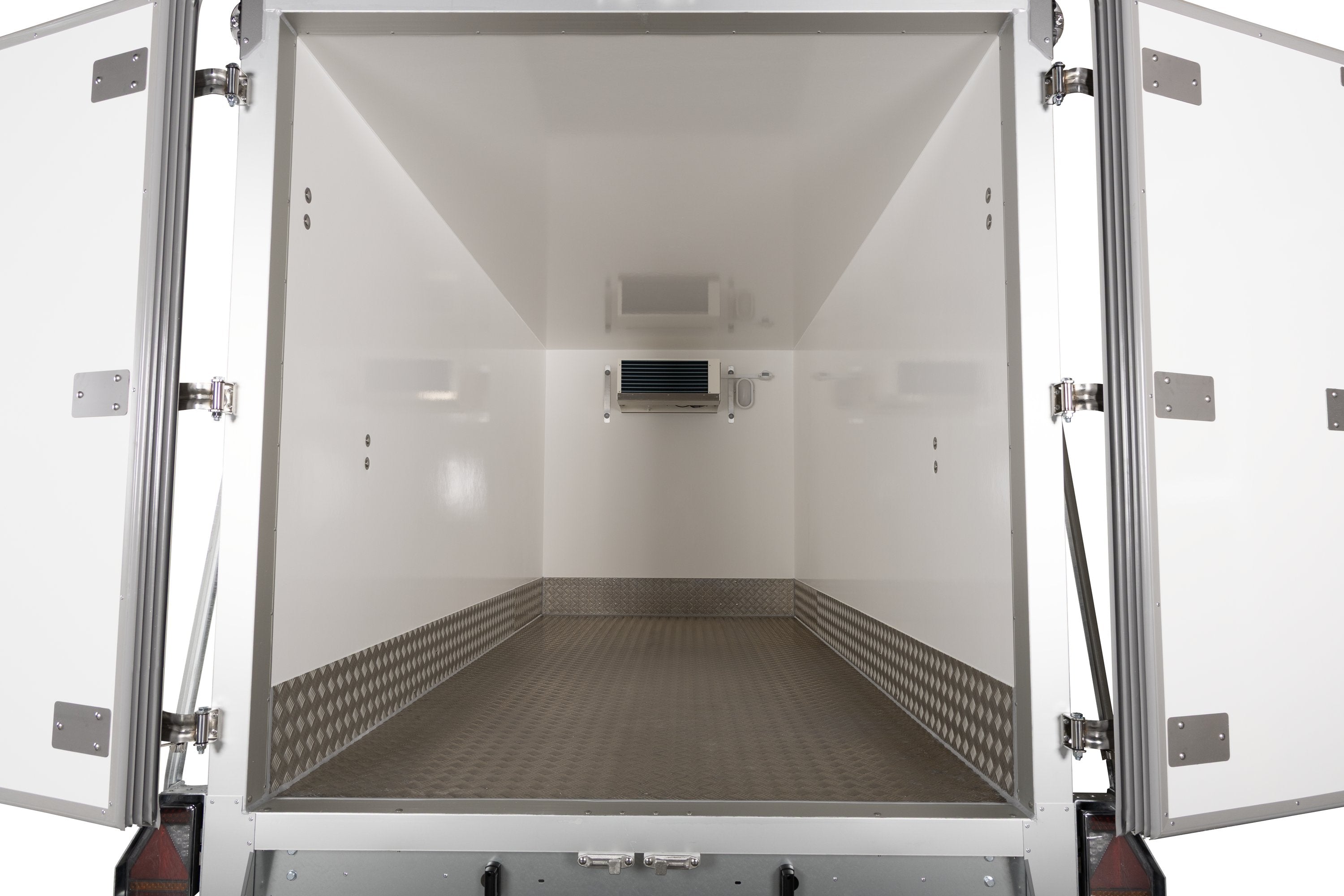 Variant 2719 F4 Classic | Aluminium | Ladmål 402 x 170 x 181 cm | 2700 kg