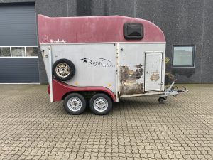 Brenderup Hestetrailer - Royal Exclusiv m/Sadelskab