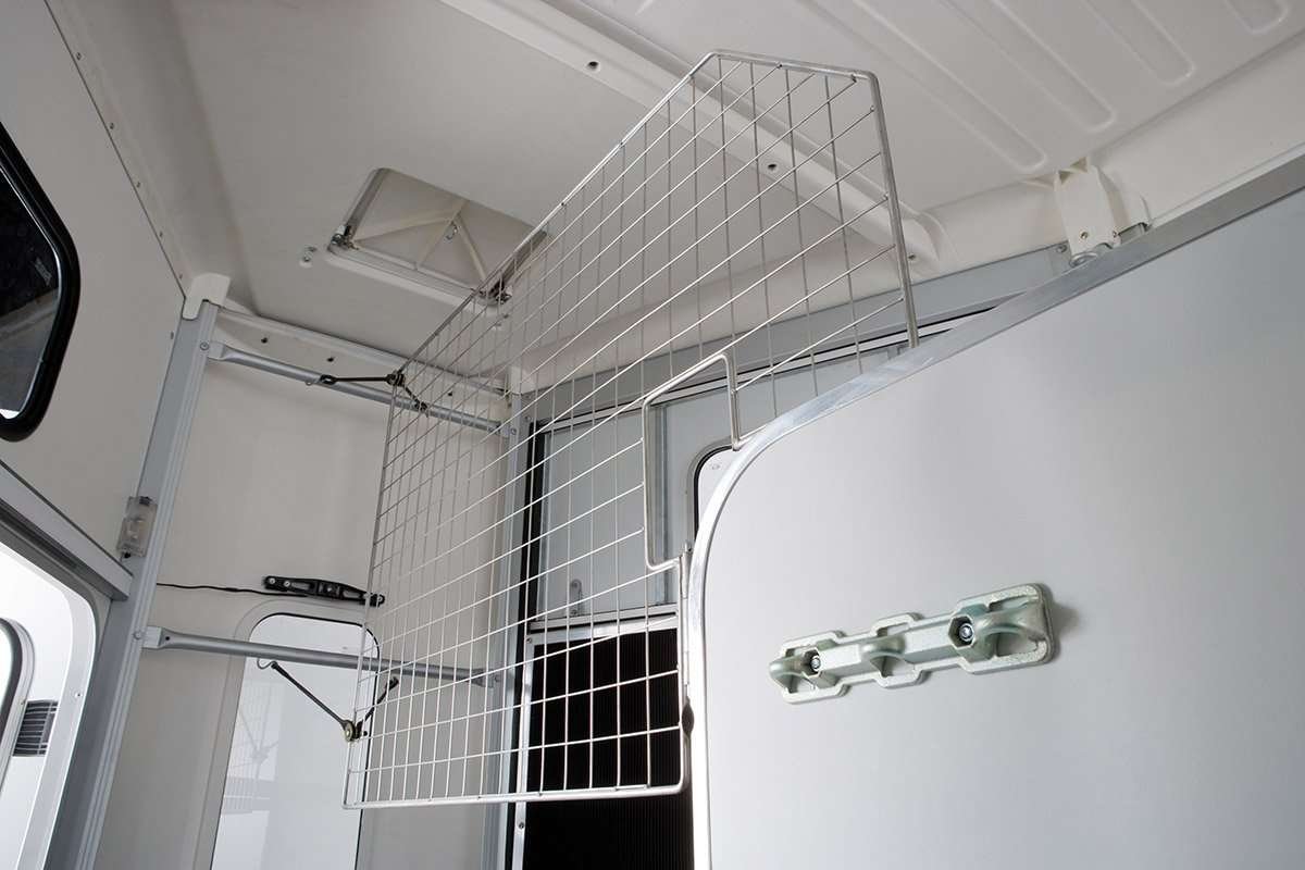 Ifor Williams HB610 Hestetrailer | Ladmål 425 x 207 x 230 cm | 3500 kg