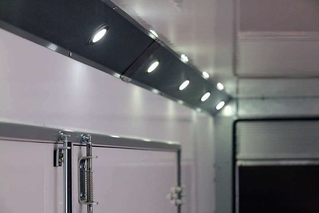 Ifor Williams Transporta lukket autotrailer | 2 aksler, 12" hjul | Cargotrailere | 3500 kg