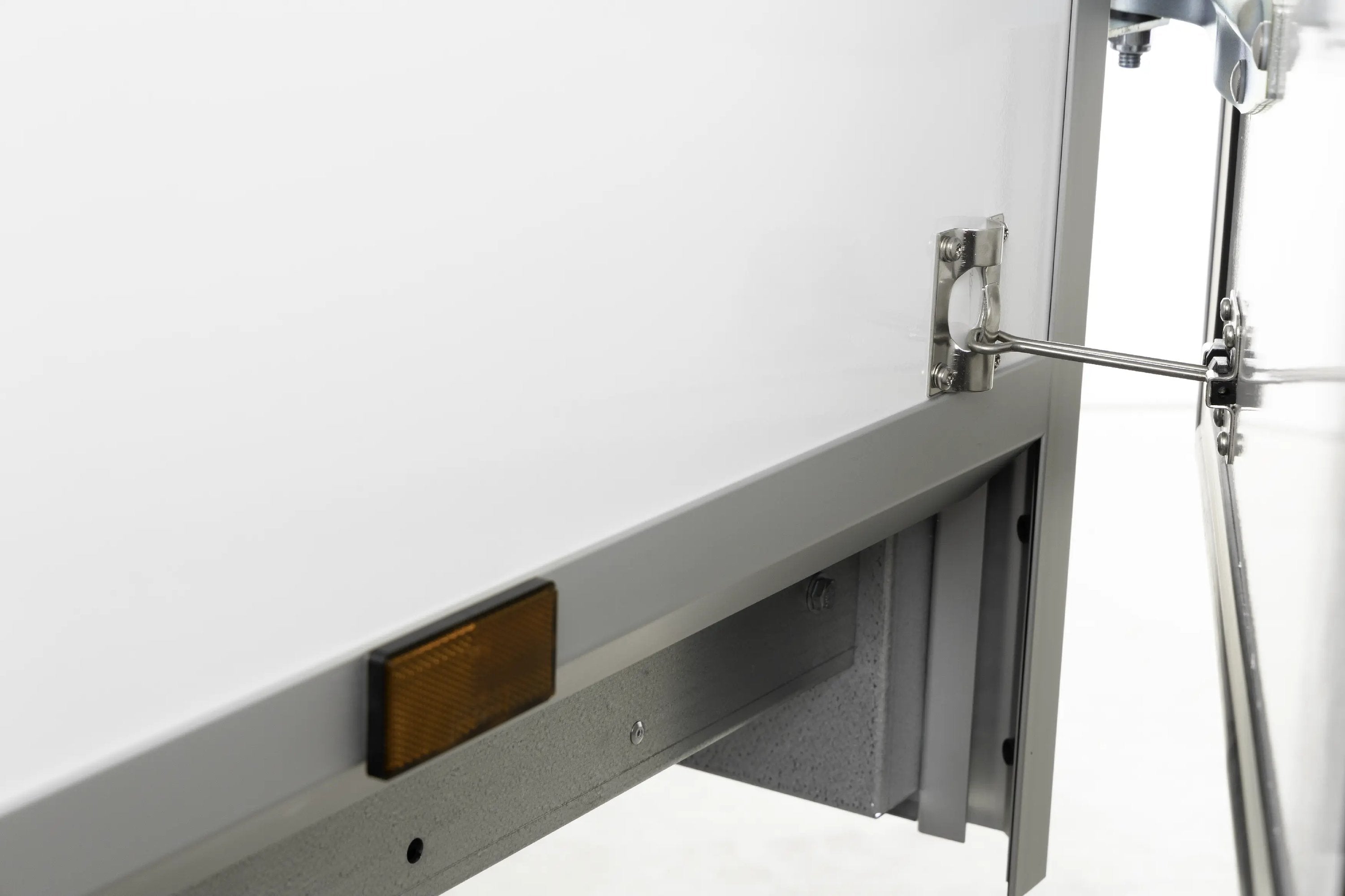 Variant 1315 C2 Cargotrailer | Honeycomb-panel (letvægts) | 1350 kg