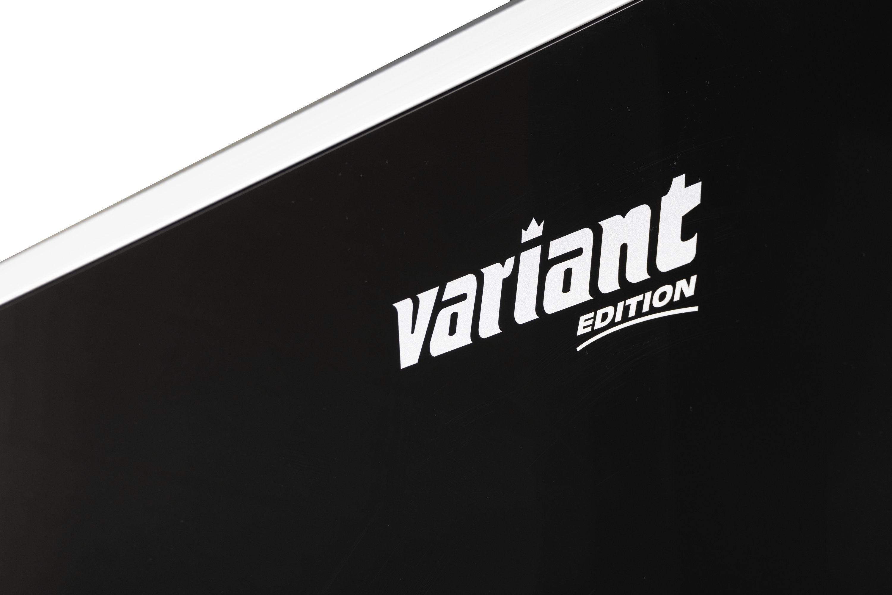 1317 C3 Edition | Træ (finer) | Ladmål 302 x 168 x 188 cm | 1350 kg