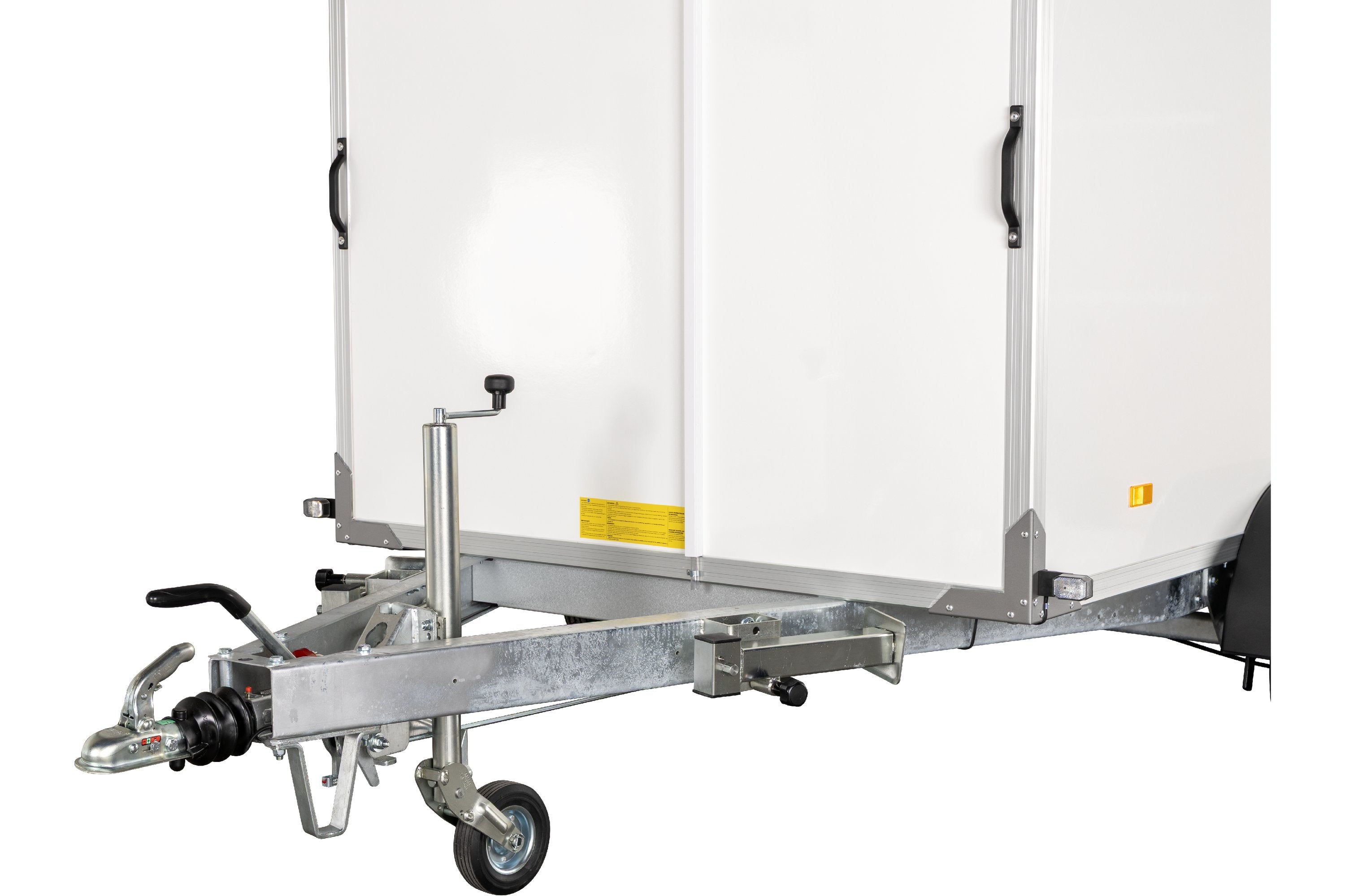 Variant 2017 F3 Classic | Aluminium | Ladmål 288 x 152 x 181 cm | 2000 kg