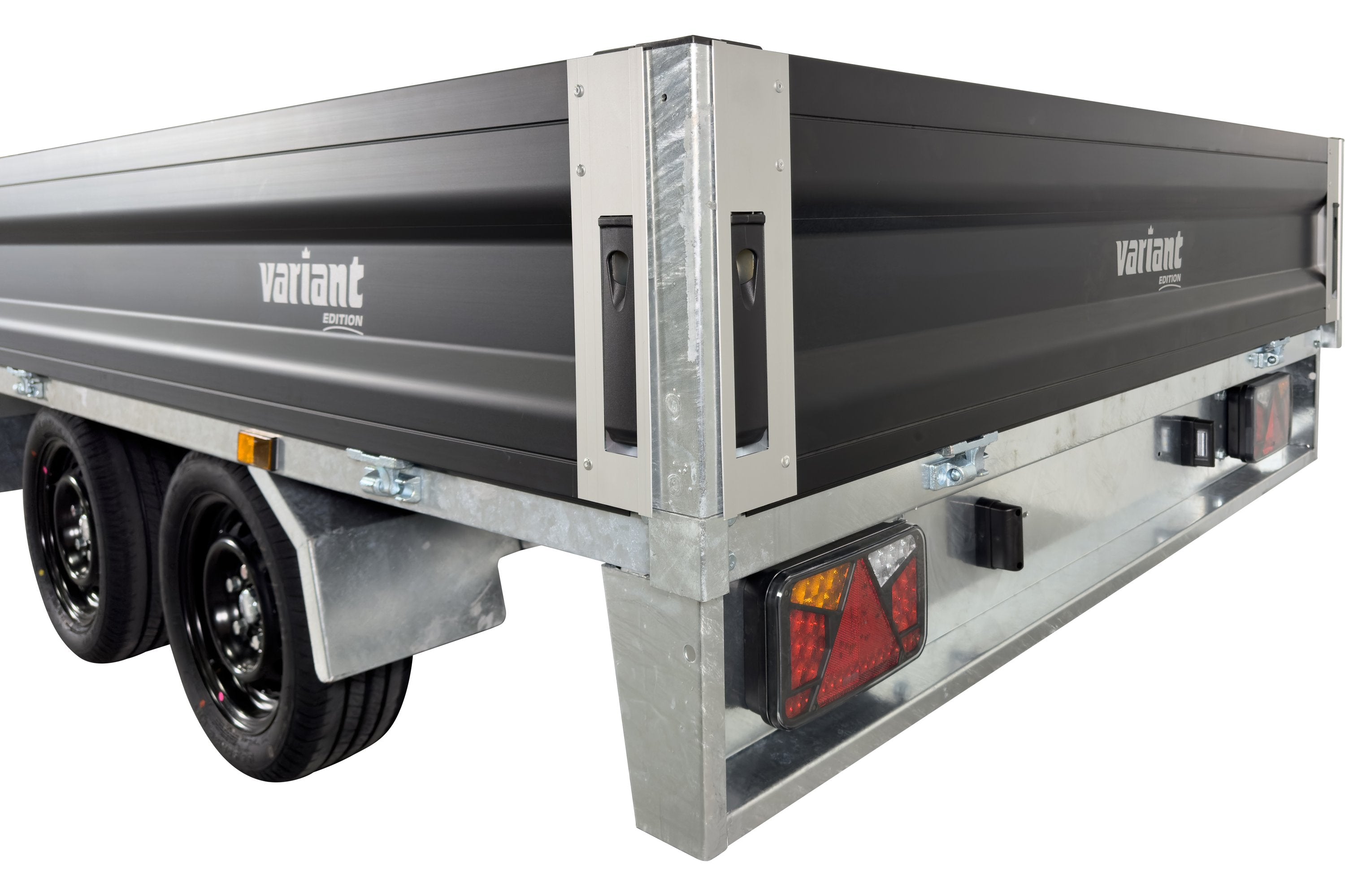 2018 P3 Edition | Aluminium | Ladmål 315 x 175 x 35 cm | 2000 kg