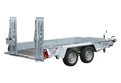 Variant 2716 B3 Maskintrailer | Stål | Ladmål 300 x 162 x 23 cm | 2700 kg