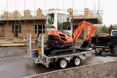 Ifor Williams GX84 Maskintrailer | Ladmål 245 x 127 x 265 cm | 2700 kg