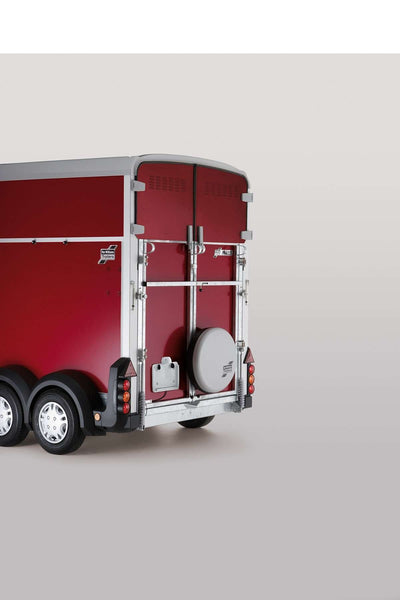 Ifor Williams HB503 Basic Hestetrailer | Ladmål 316 x 167 x 226 cm | 2600 kg